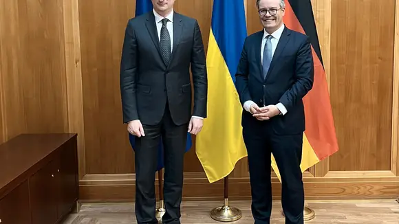Sonderbeauftragter Oleksej Tschernyschow mit Tobias Lindner, Staatsminister im Auswärtigen Amt