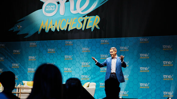 Zukunftsvisionen in Manchester: Audi bringt junge Talente zum One Young World Summit
