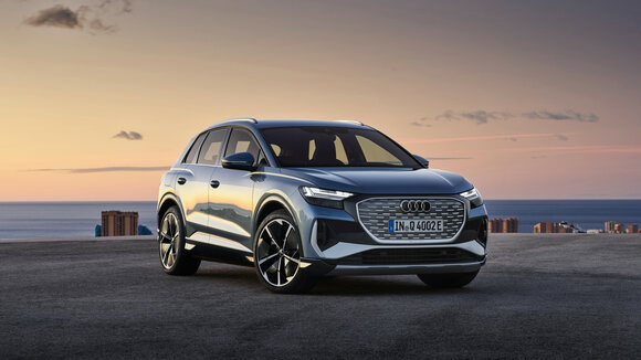 Alle Q4 e-tron ab Serienstart bis einschließlich Modelljahr 2022 stattet Audi mit dem Software-Update 3.2 aus.