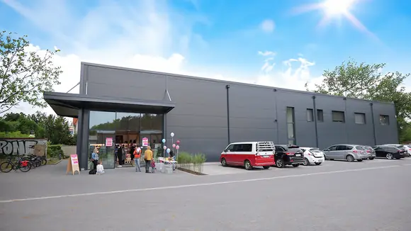 Der neue promobo Flagshipstore in Hohen Neuendorf: Ein architektonisches Highlight zieht ein positives Zwischenfazit