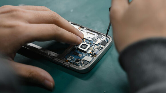 Reparatur eines Smartphones