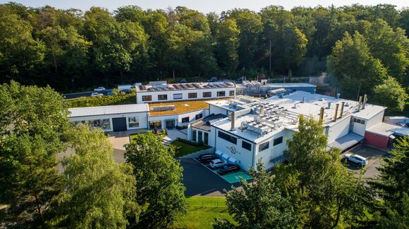 Rhein-Taunus-Krematorium: Neuer Rhythmus für den „Tag der offenen Tür“ und monatliche Führungen