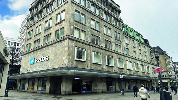 Kabs eröffnet neuen Store im historischen Eickhaus: Goldene Tickets & 45 Prozent Rabatt zur Neueröffnung