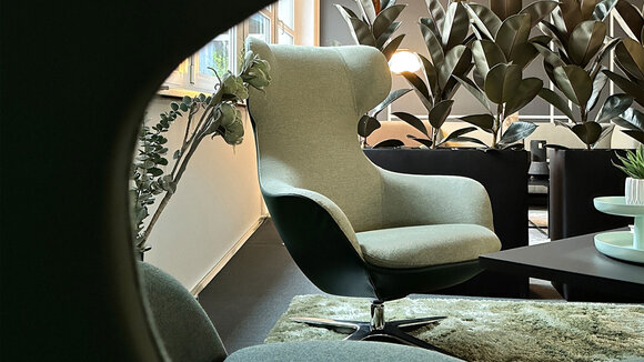 Produktvorstellung auf der SMV Hausmesse Insights 2025: Der neue Premium-Loungesessel Rook 